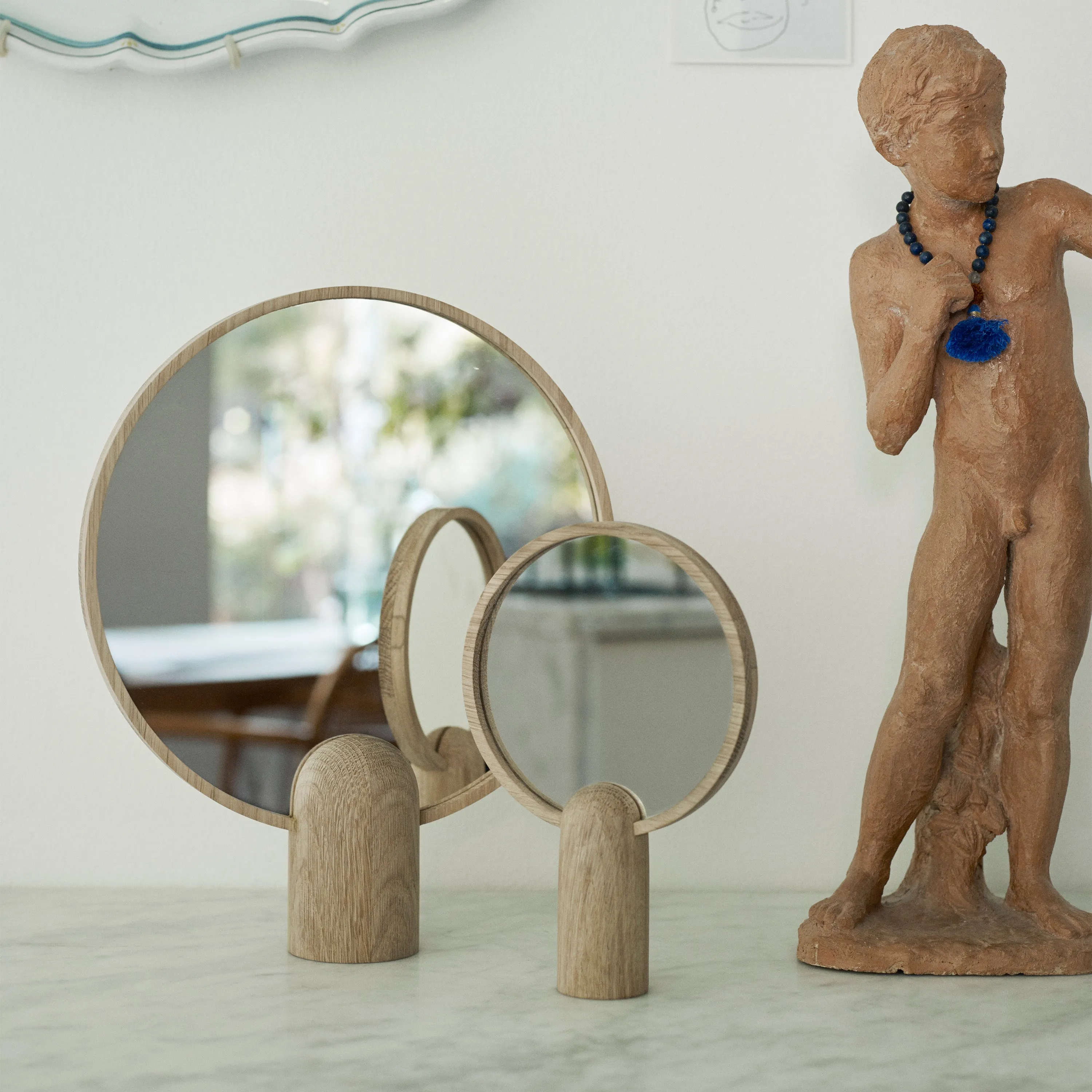 Aino Mirror