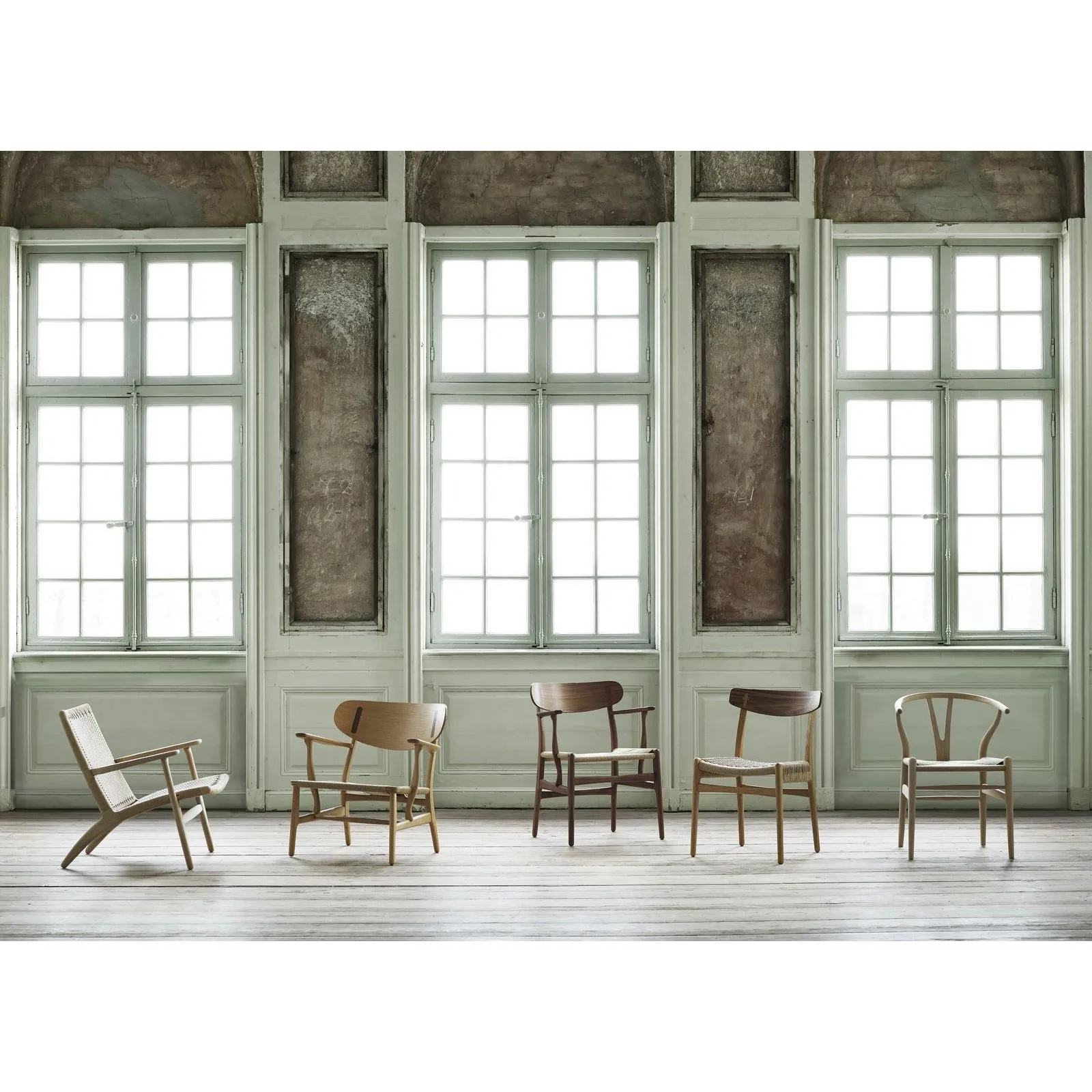 Carl Hansen Ch23 Chair, Oiled Oak & Walnut Chair Frame Oiled /Natural Cord