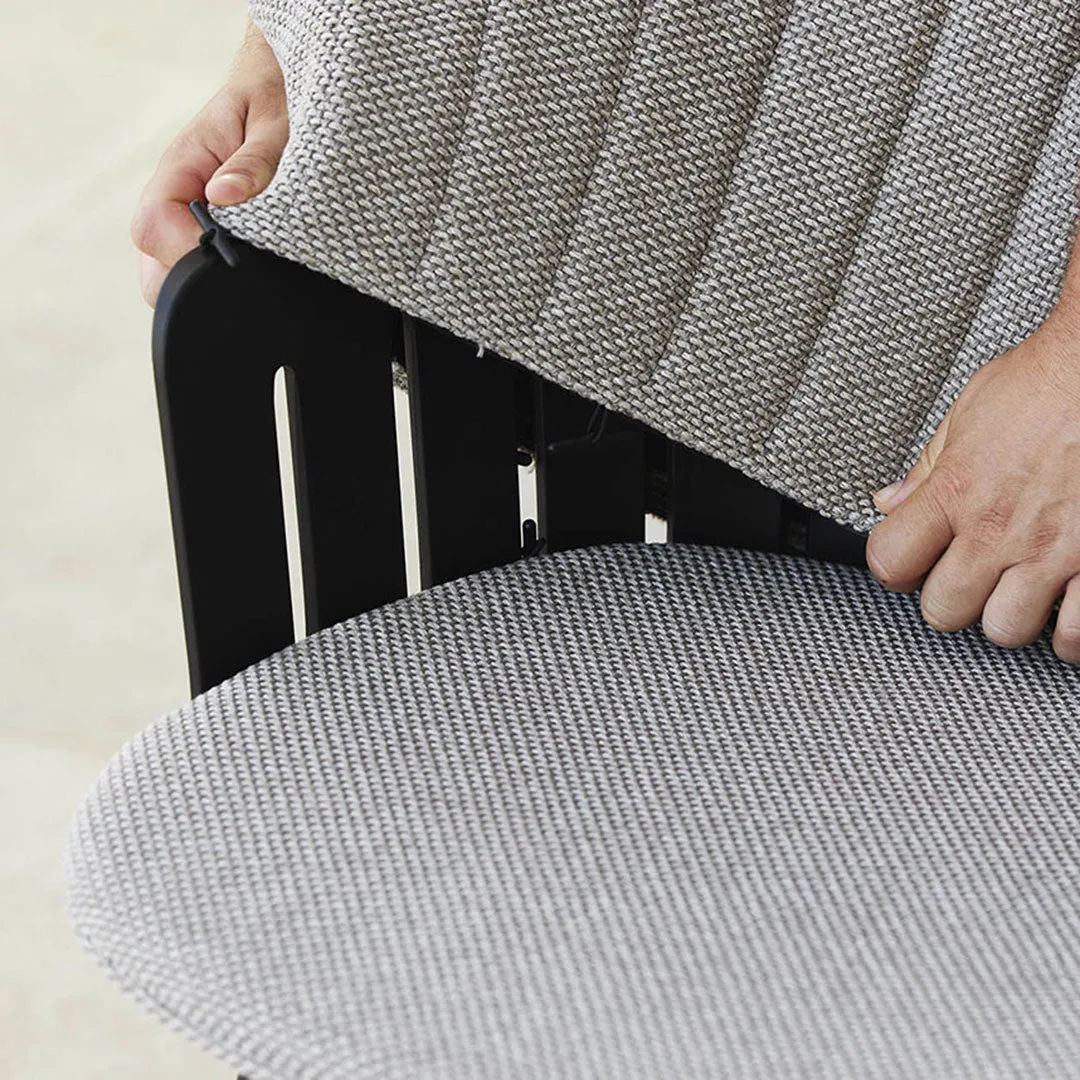 Choice Outdoor Chair - 4 Legs - w/ Back and Seat Cushion