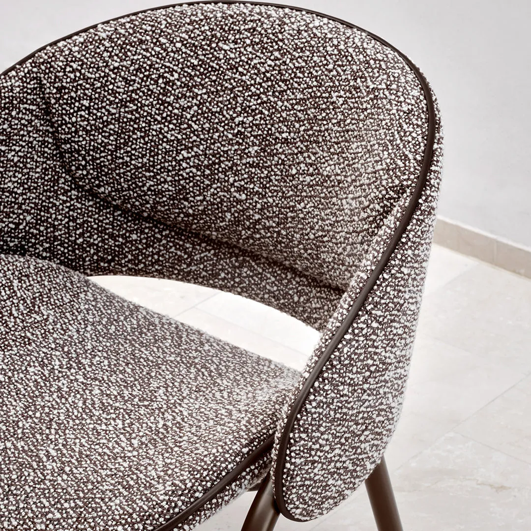 Folium Lounge Chair