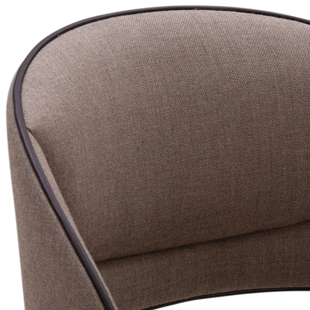Folium Lounge Chair