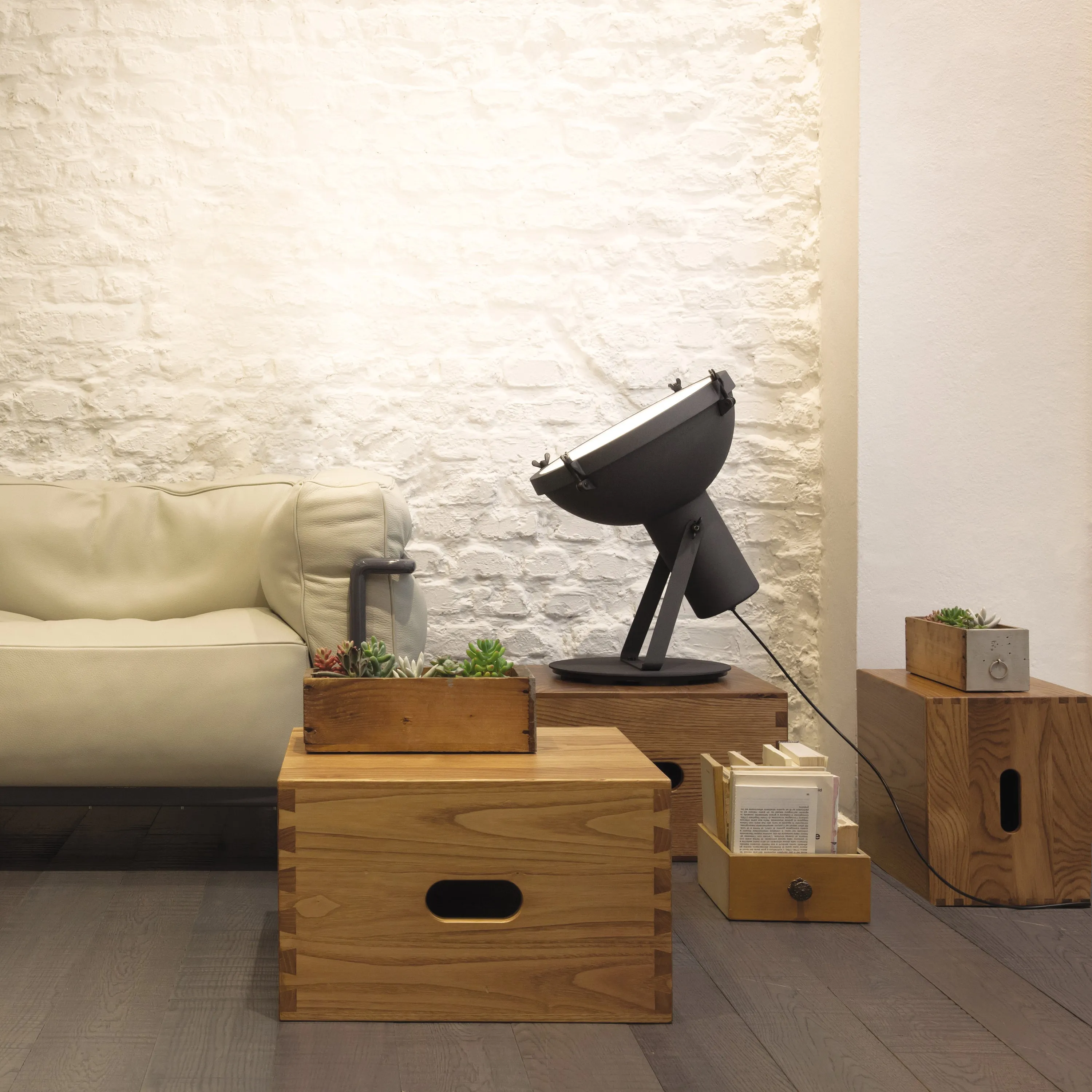 Le Corbusier Projecteur Floor Lamp