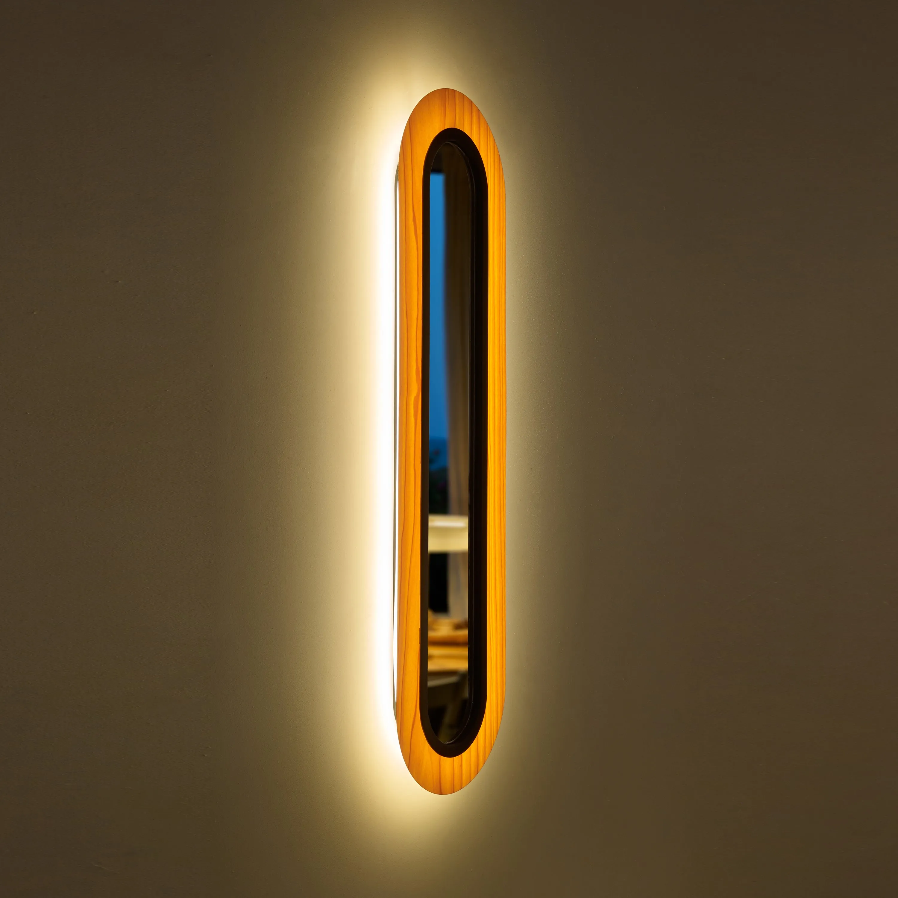 Lens Super Oval LED Wall Sconce