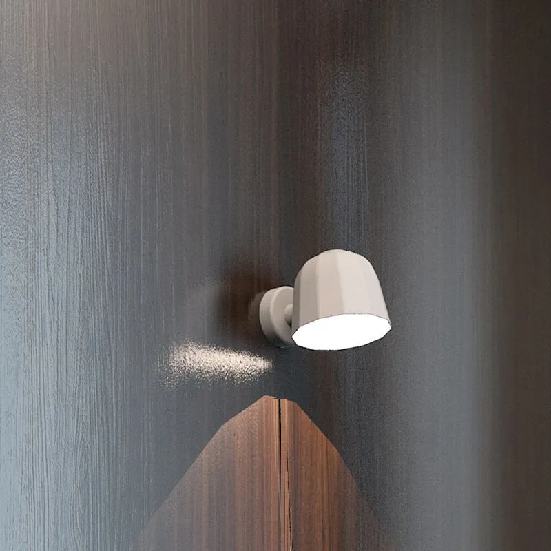Novia Wall Light