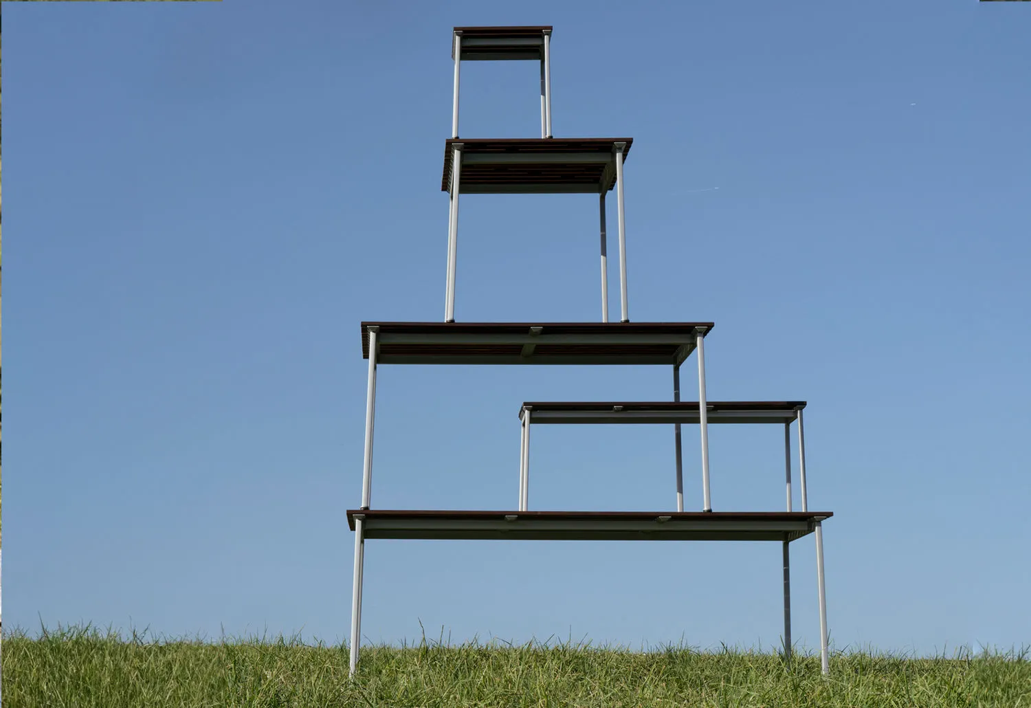 Traverse Table | Square