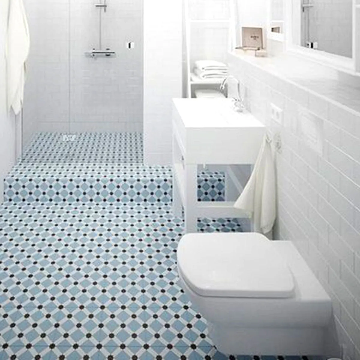 Vives Palau Celeste Encaustic Effect Porcelain Tile Matt 20x20cm